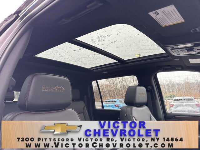 2024 Chevrolet Suburban High Country