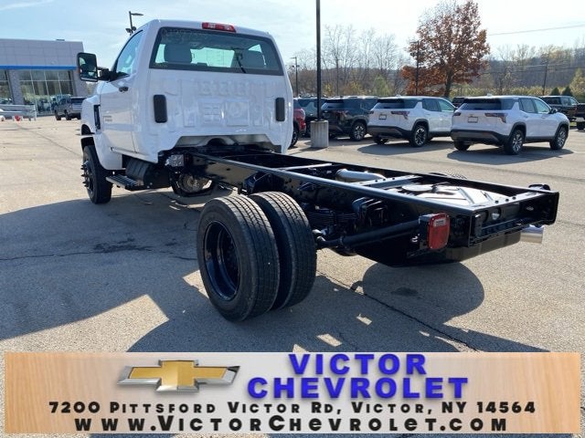 2024 Chevrolet Silverado 6500 HD Work Truck