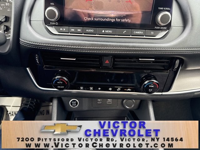 2022 Nissan Rogue SV Intelligent AWD